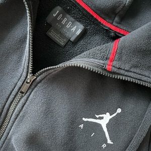 MENS JORDAN AIR ZIP UP SWEATER